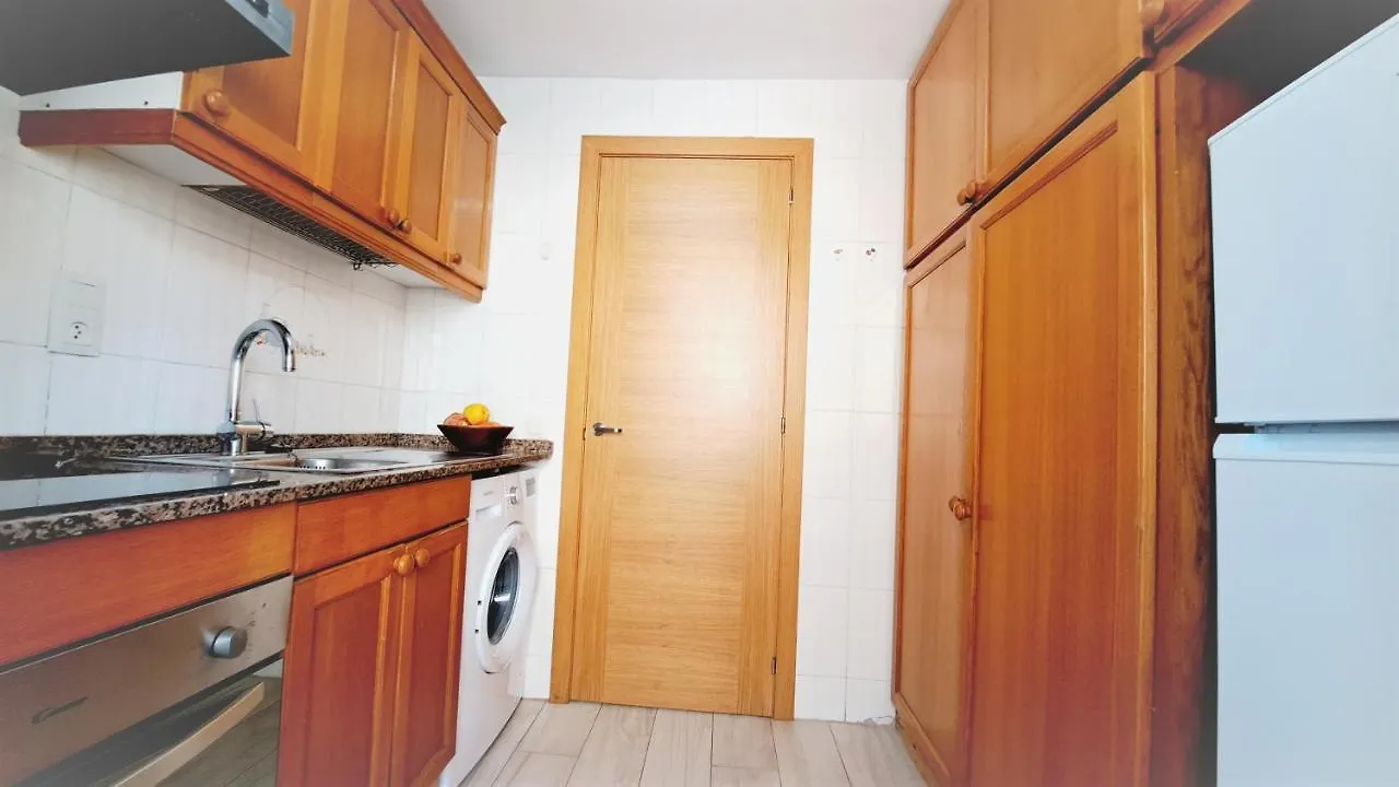 Daire Apartamentos Navarra 08 Familidays Salou