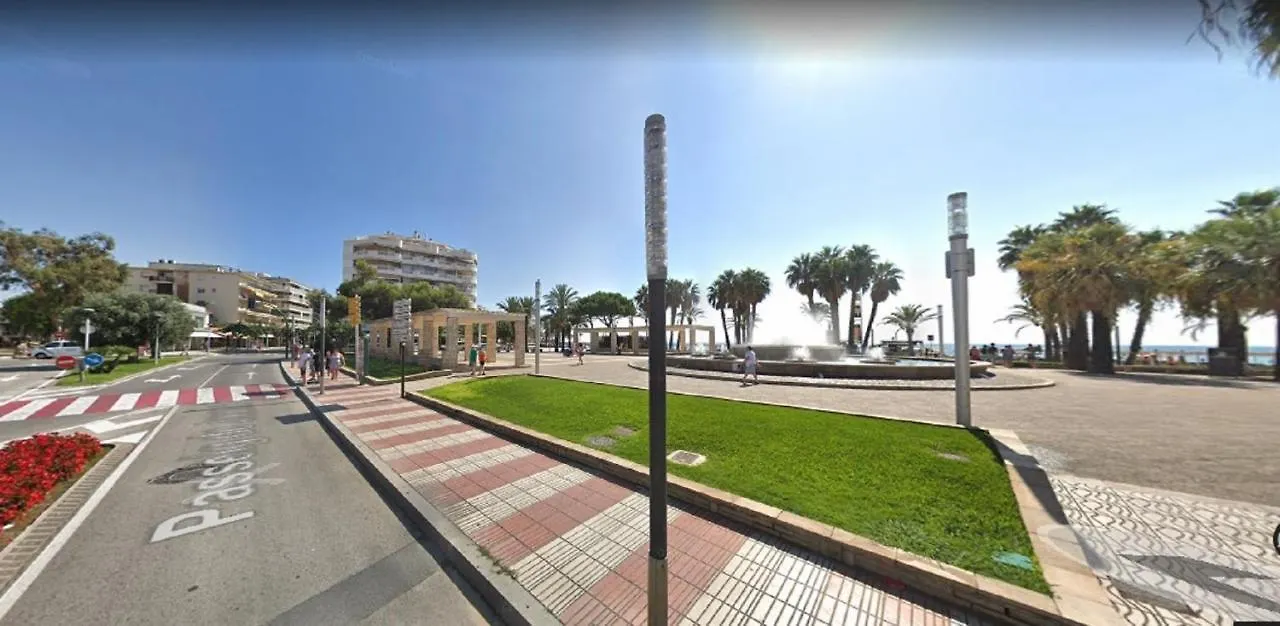 Apartamentos Navarra 08 Familidays Salou 0*,