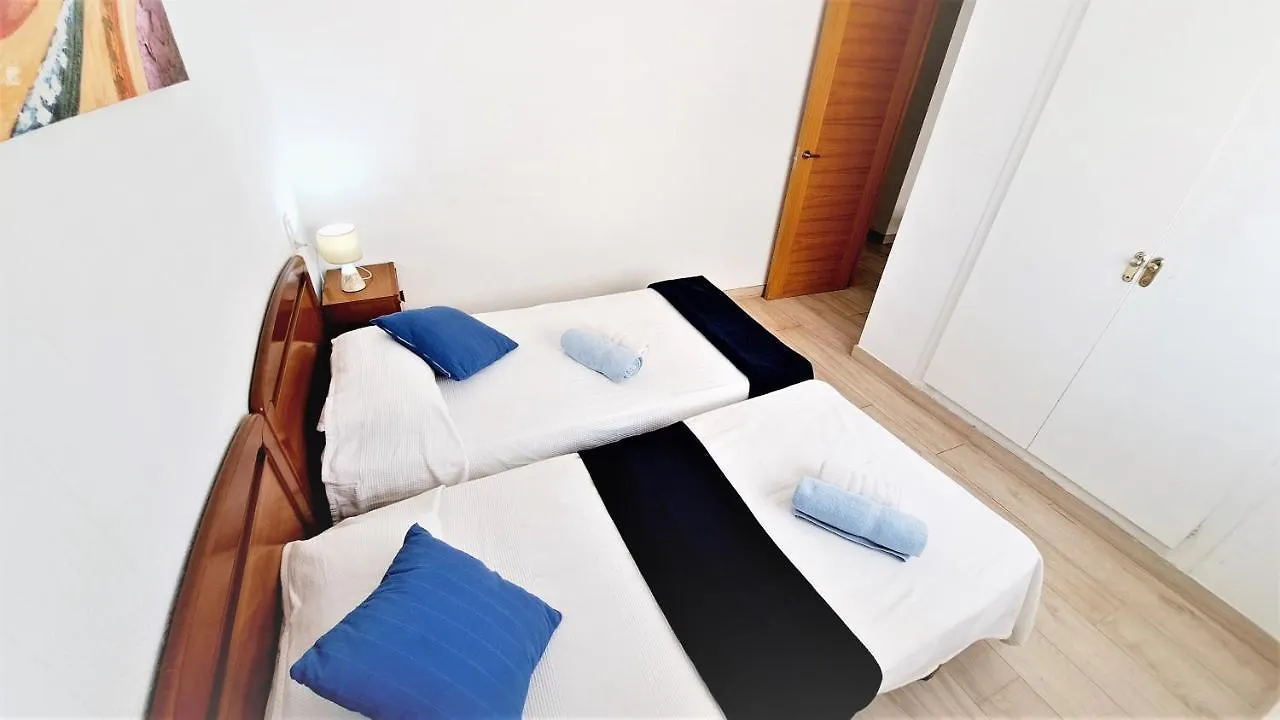 Apartamentos Navarra 08 Familidays Salou 0*,