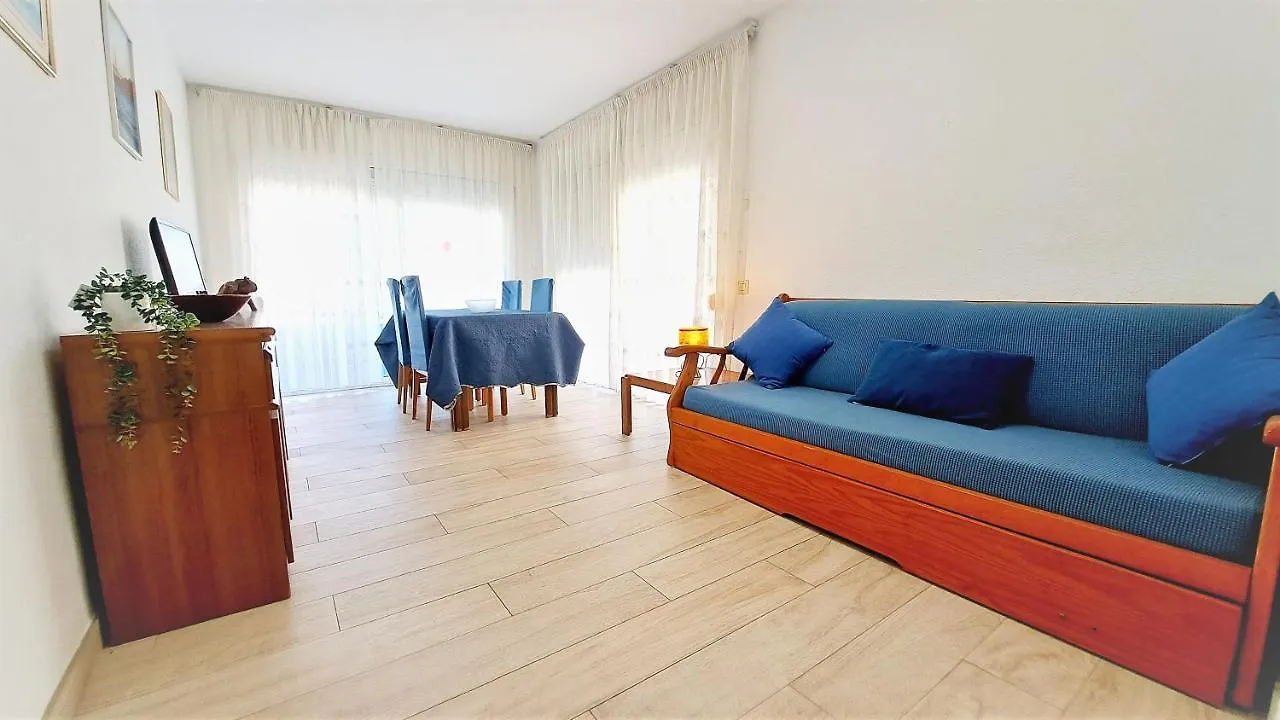 Apartment Apartamentos Navarra 08 Familidays Salou Spain