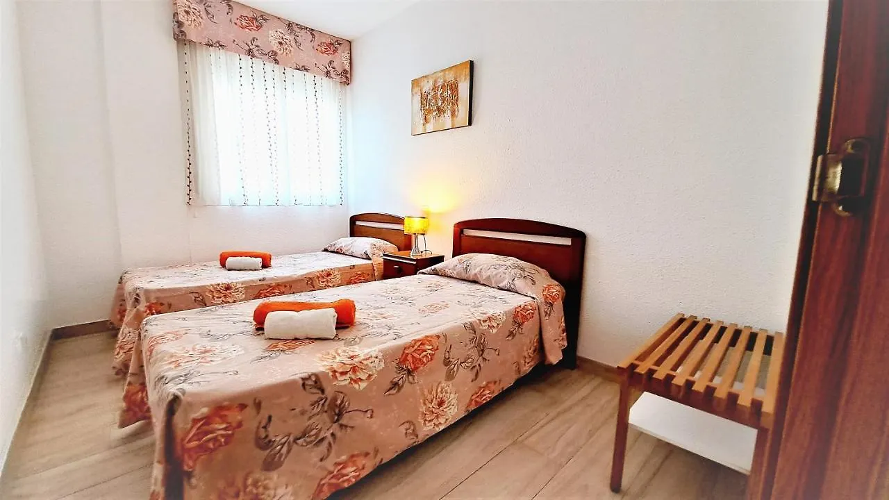 Apartamentos Navarra 08 Familidays Salou 0*,
